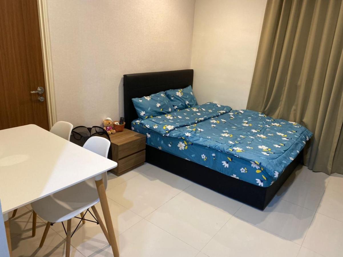 Kozi Square Apartment